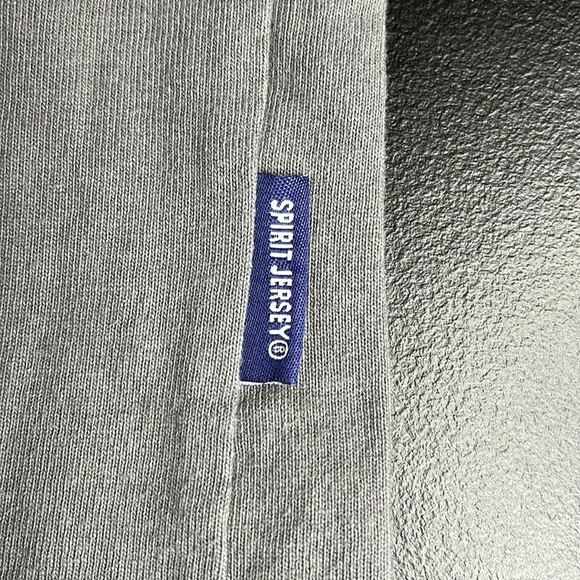 Star Wars Galaxy’s Edge Disneyland Gray Spirit Jersey - Picture 7 of 7